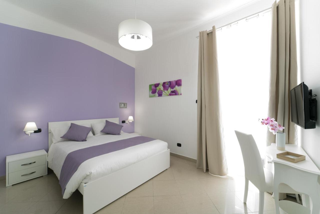 Suite & Luxury Rooms Palazzo Diomede Carafa Nápoles Exterior foto